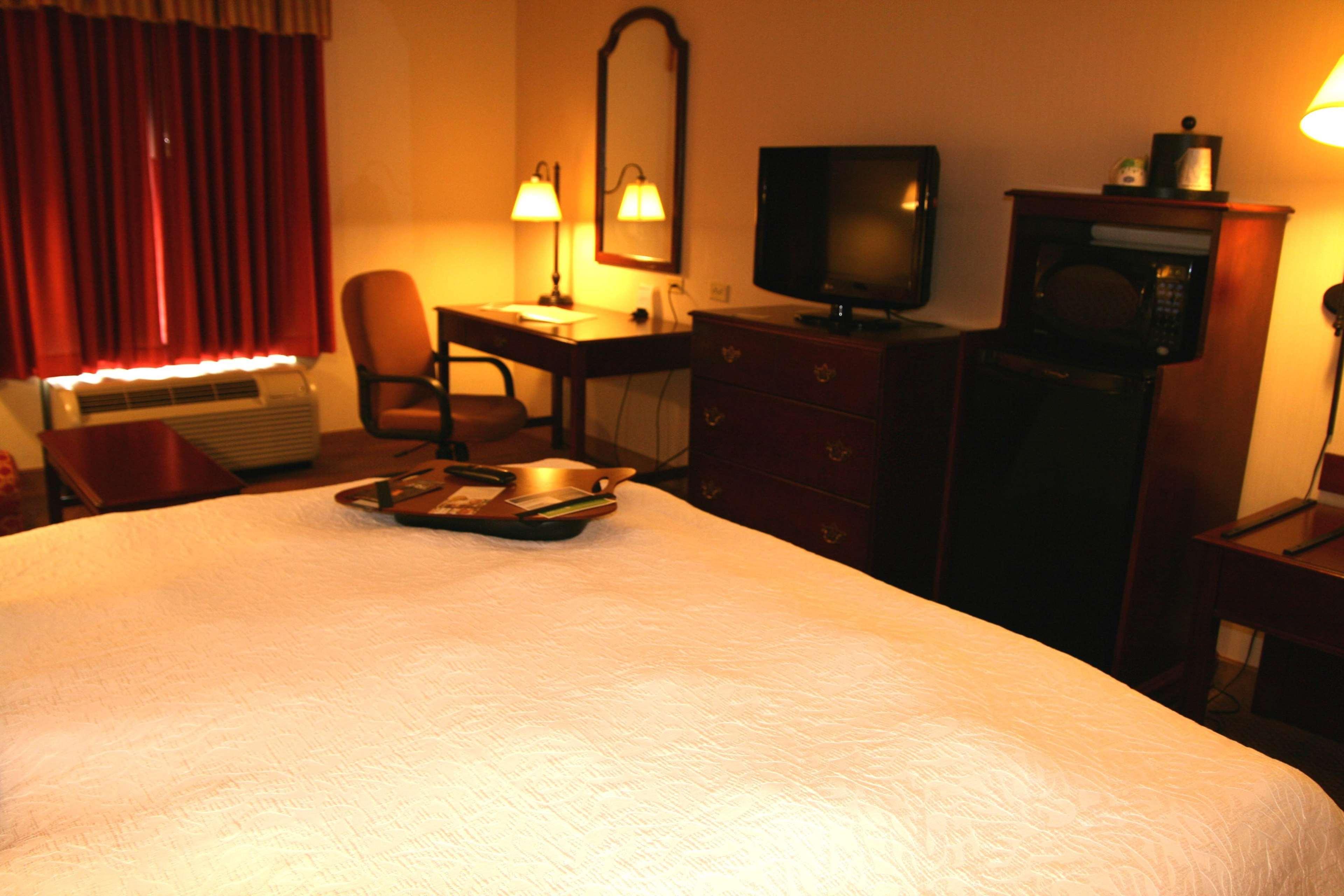 Hampton Inn Emporia Rum bild