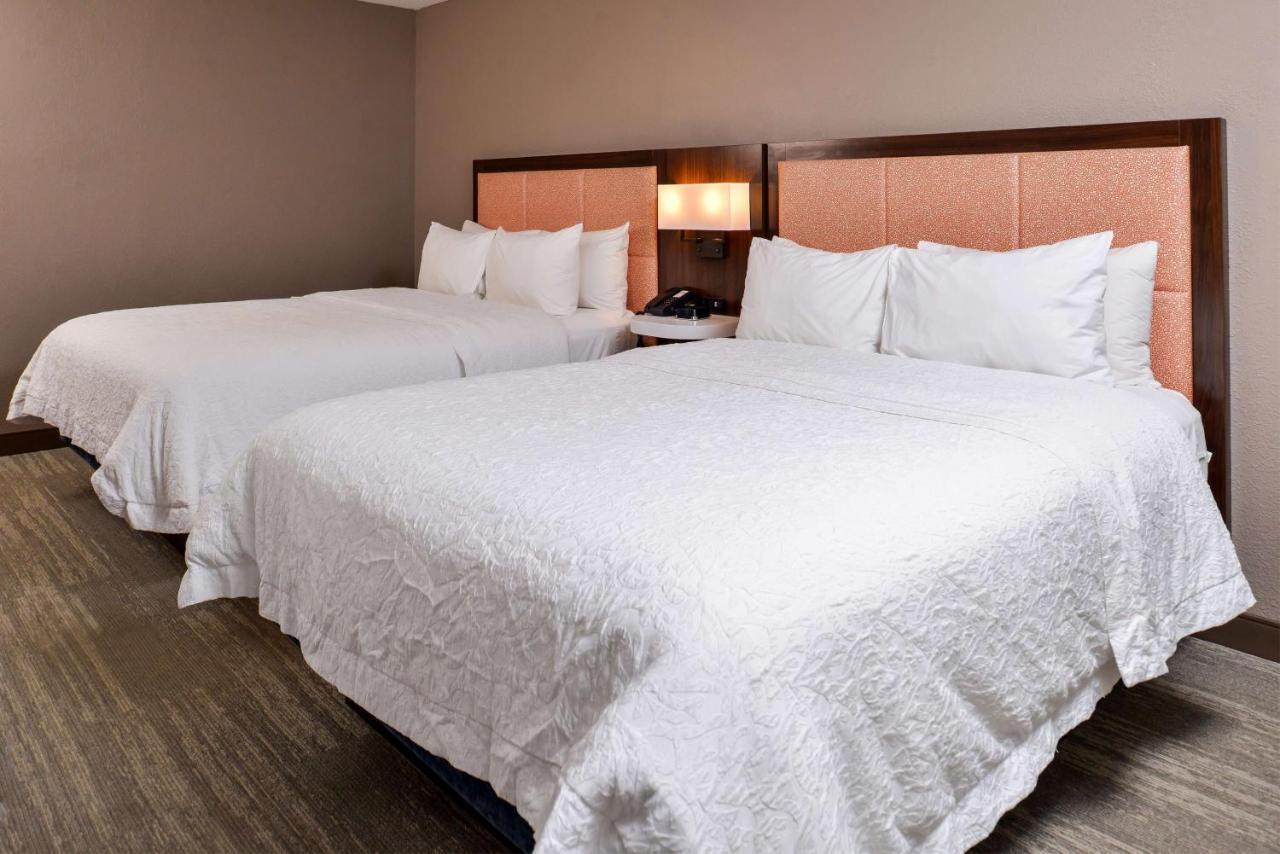 Hampton Inn Emporia Exteriör bild