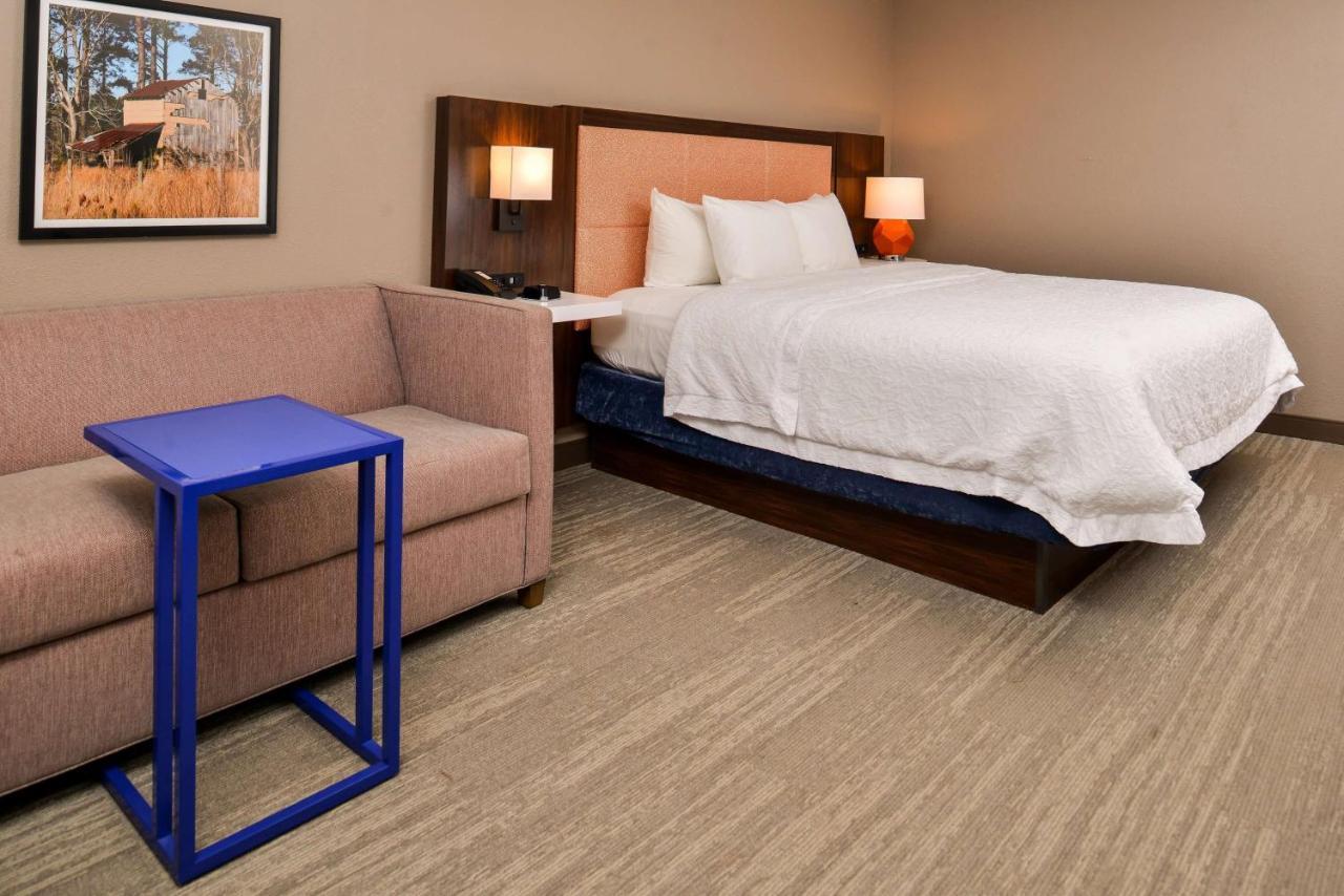 Hampton Inn Emporia Exteriör bild