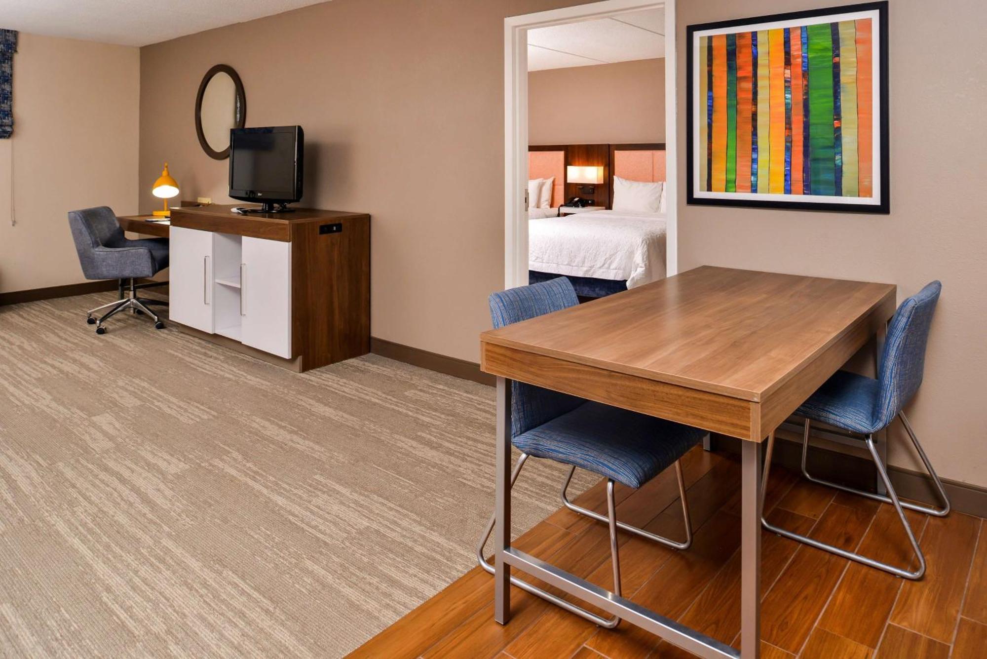 Hampton Inn Emporia Exteriör bild